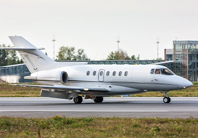 private-jet-charter-vs-first-class-when-does-the-math-actually-make-sense-renzarix